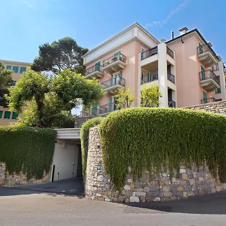 Casa Miradore 600 Mt Dal Mare Apartment *