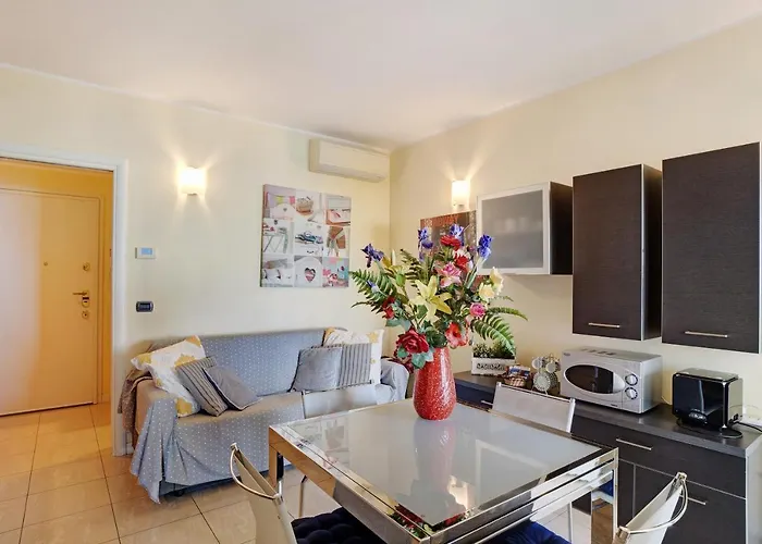 Casa Miradore 600 Mt Dal Mare אימפריה